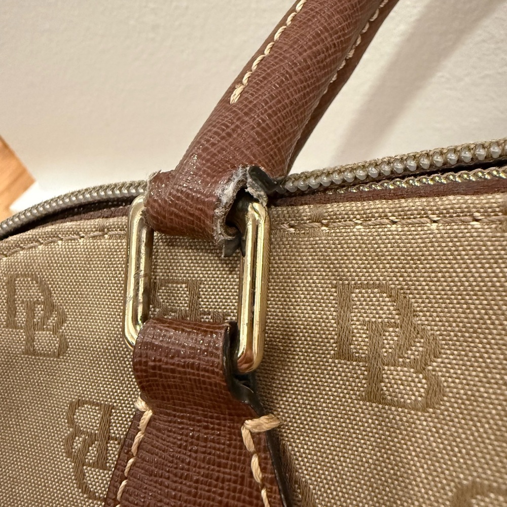 Dooney & Bourke VINTAGE Domed Satchel Beige and Brown Signature Logo Pattern - Picture 5 of 11